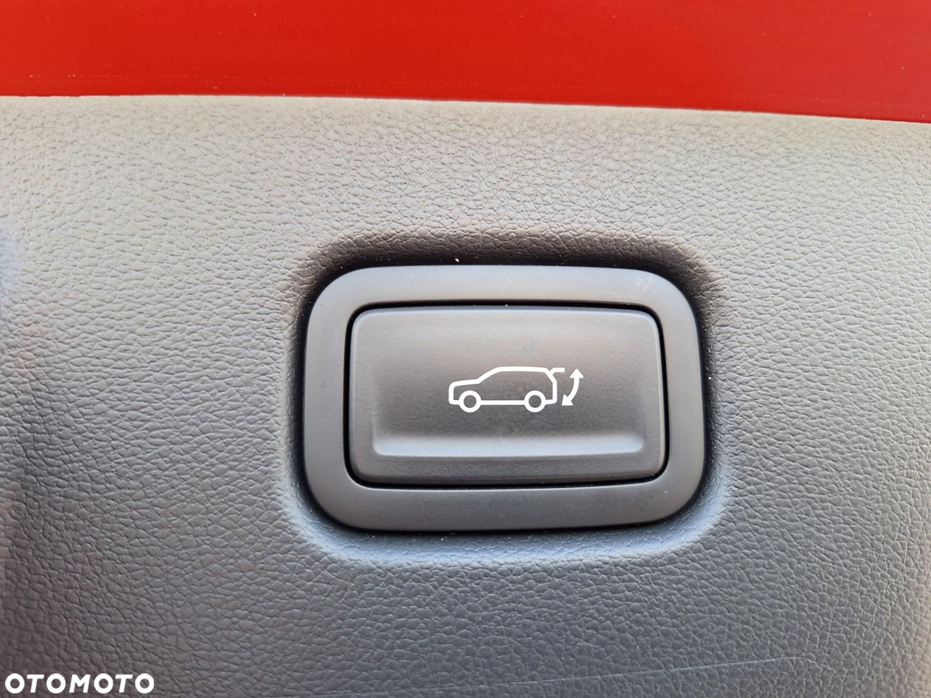 Hyundai Kona - 32