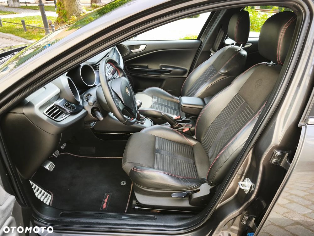 Alfa Romeo Giulietta 1.4 TB MultiAir Distinctive - 8