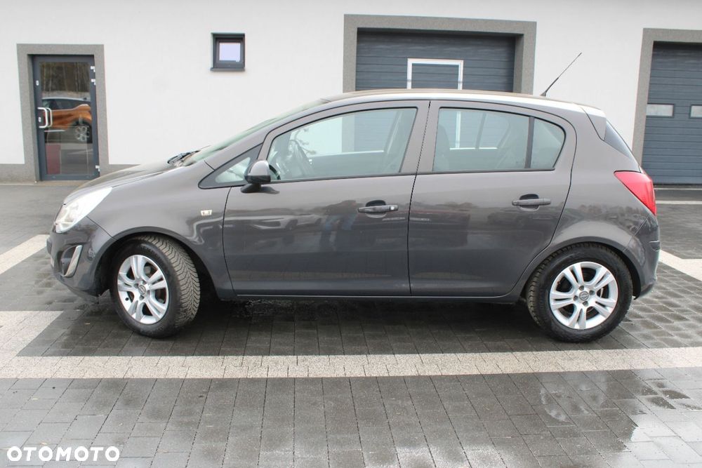 Opel Corsa - 4