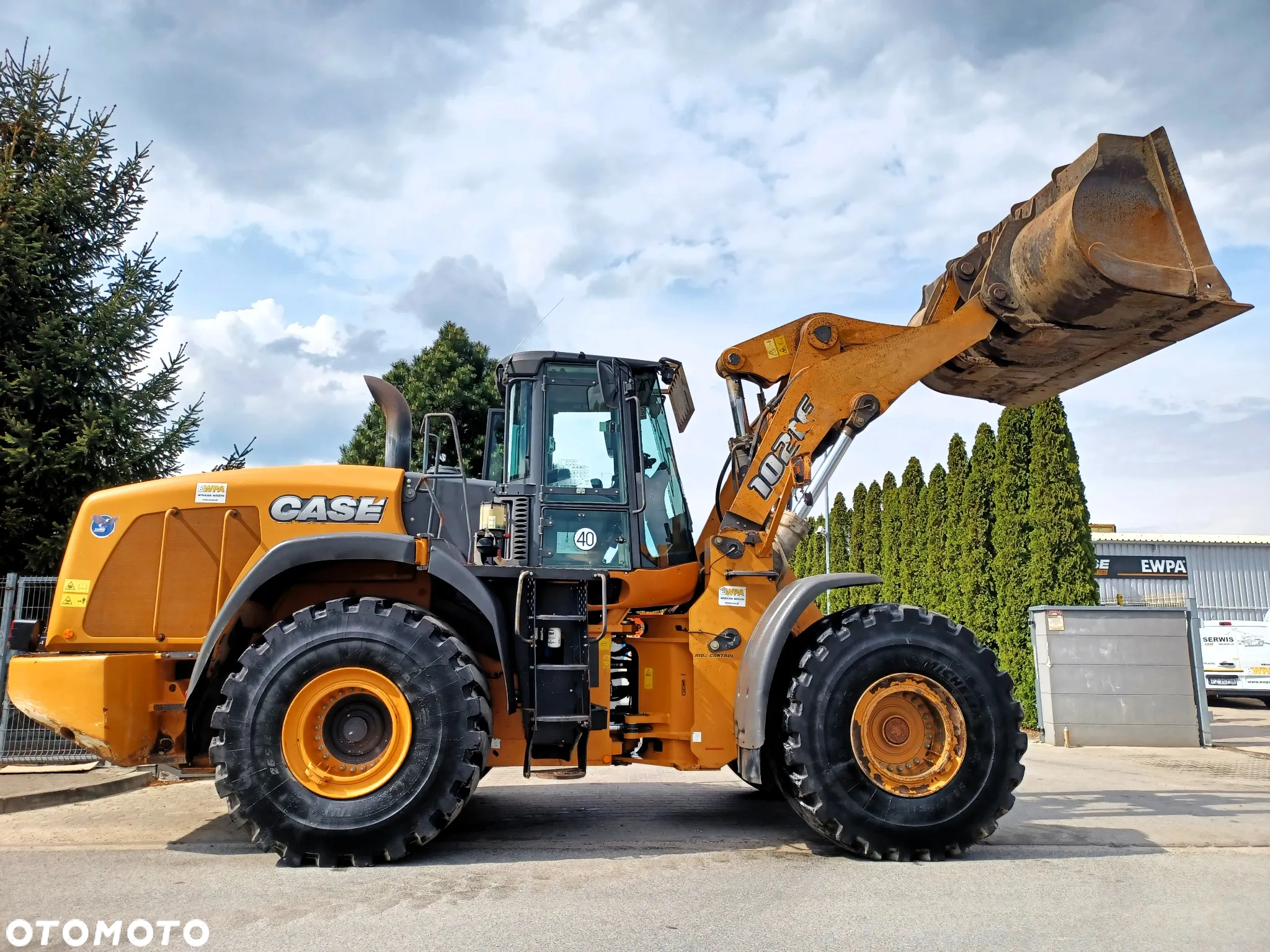 Case 1021F - 5