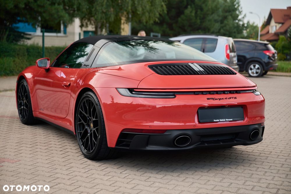 Porsche 911 Targa 4 GTS - 9