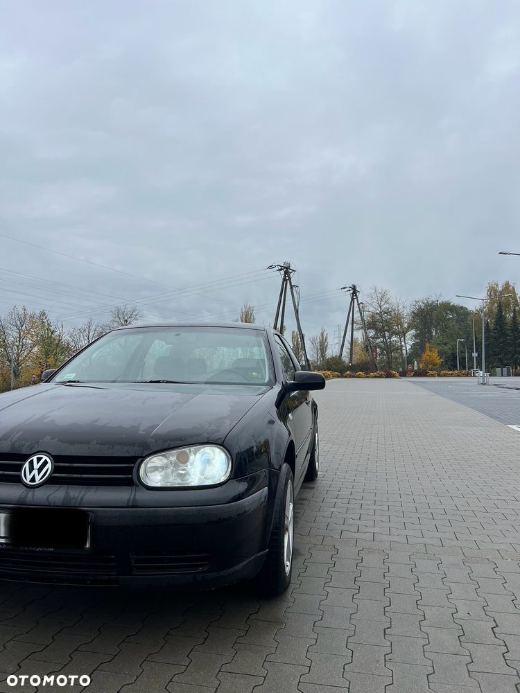 Volkswagen Golf 1.6 - 2