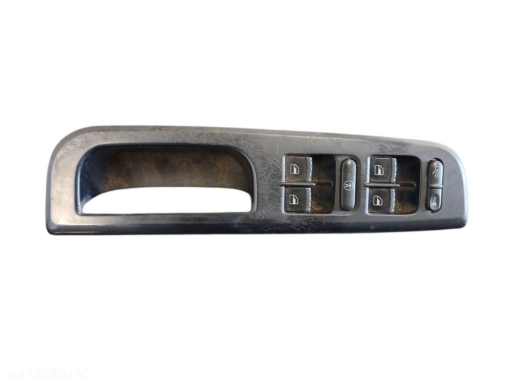 PANEL PRZYCISKI SZYB LEWY PRZÓD VW PASSAT B5 PANEL SZYB LEWY PRZÓD - 1