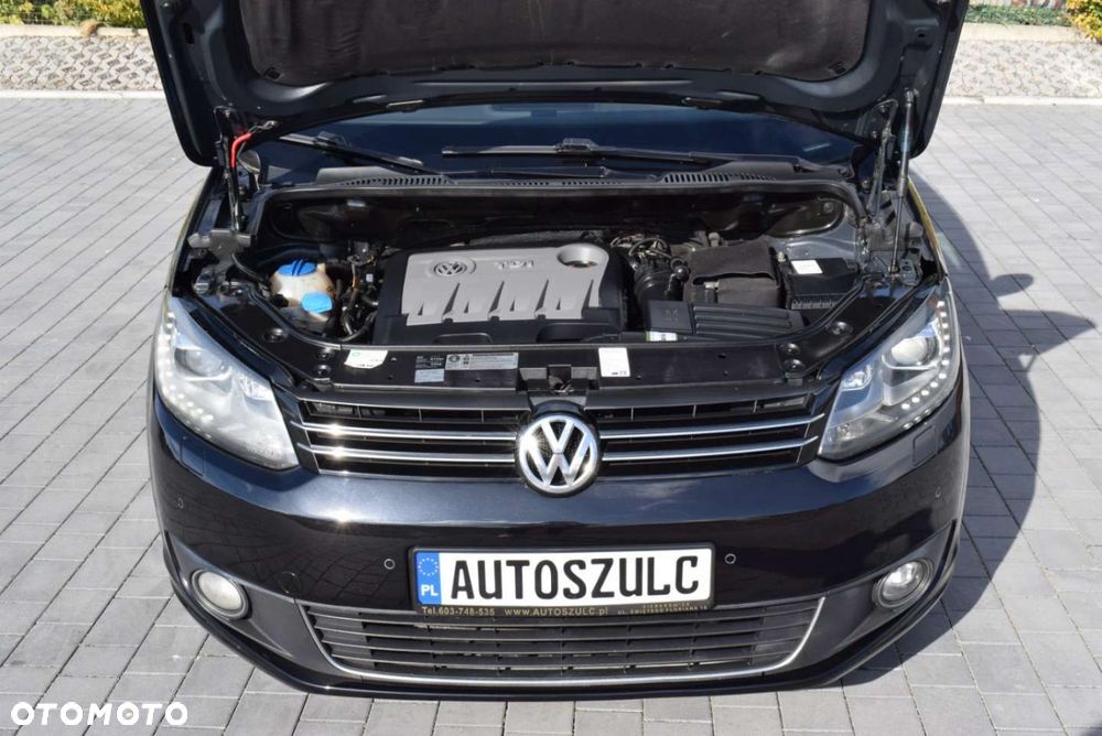 Volkswagen Touran - 14