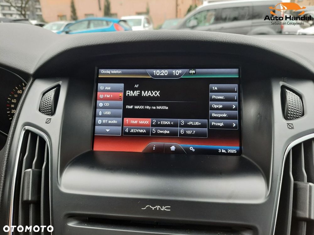 Ford Focus Turnier 1.5 EcoBoost Start-Stopp-System TITANIUM - 21