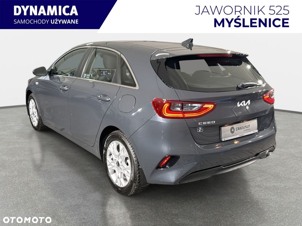Kia Ceed - 7