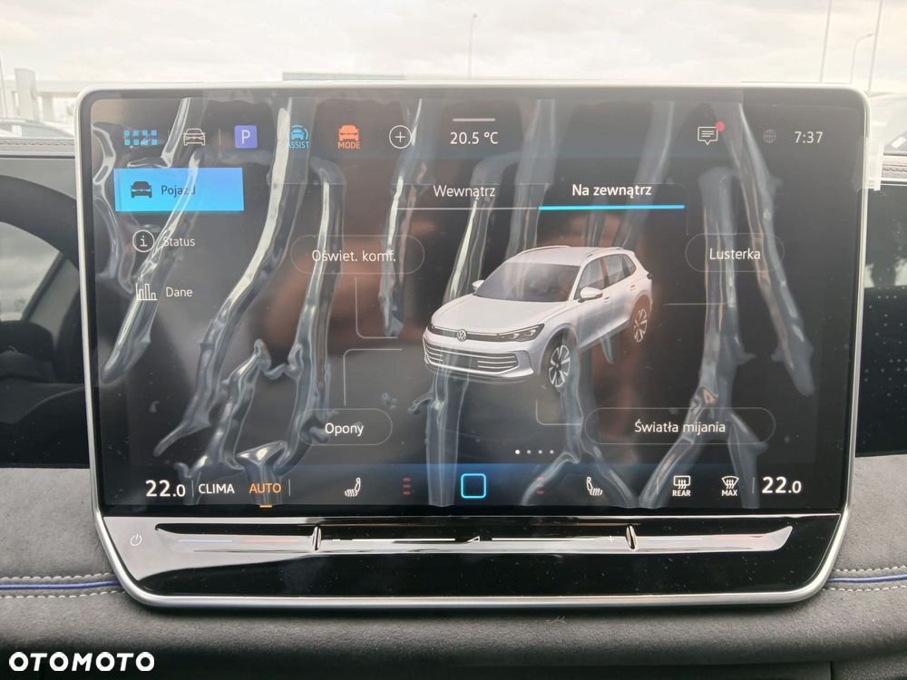 Volkswagen Tiguan - 16