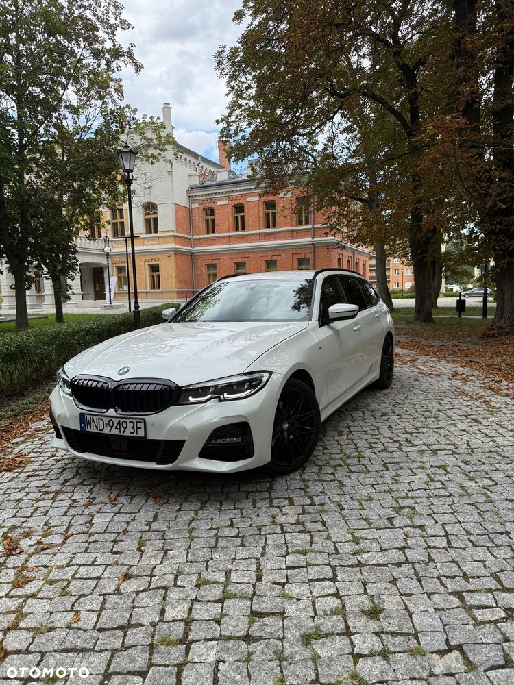 BMW Seria 3 320d xDrive M Sport Shadow - 14