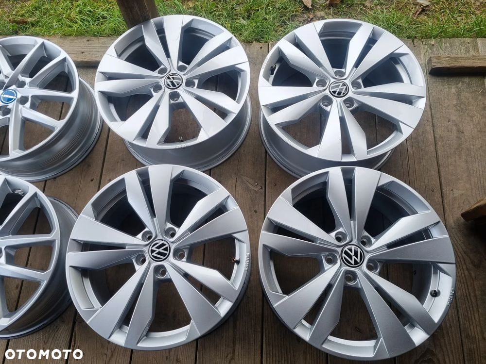 VW ID.3,id4,GOLF 8,AUDI A3,SKODA SUPERB,SEAT LEON 7,5X18 ET50 5X112 super - 1