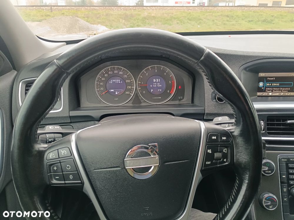 Volvo S60 D3 Geartronic Momentum - 26