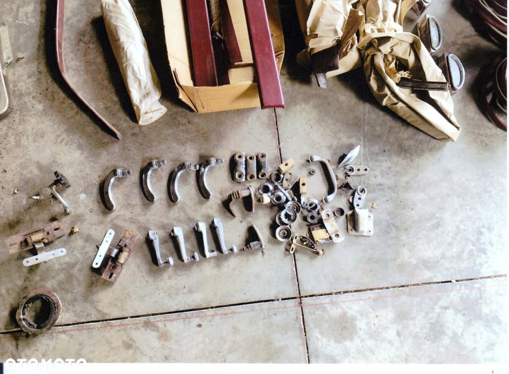 Mercedes-Benz Inny - 26