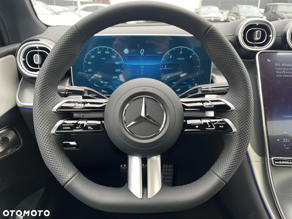 Mercedes-Benz GLC - 16