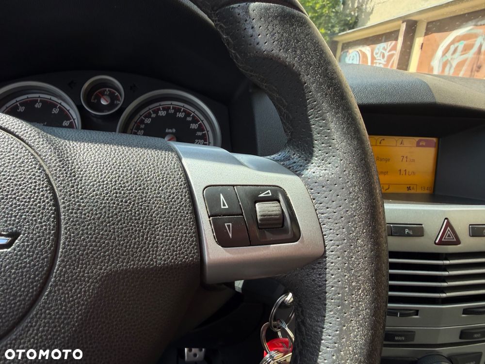Opel Astra 1.8 NAVI - 17