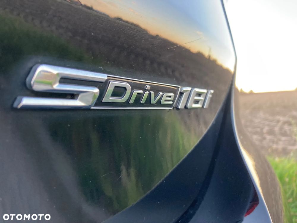 BMW X1 sDrive18i Advantage - 29