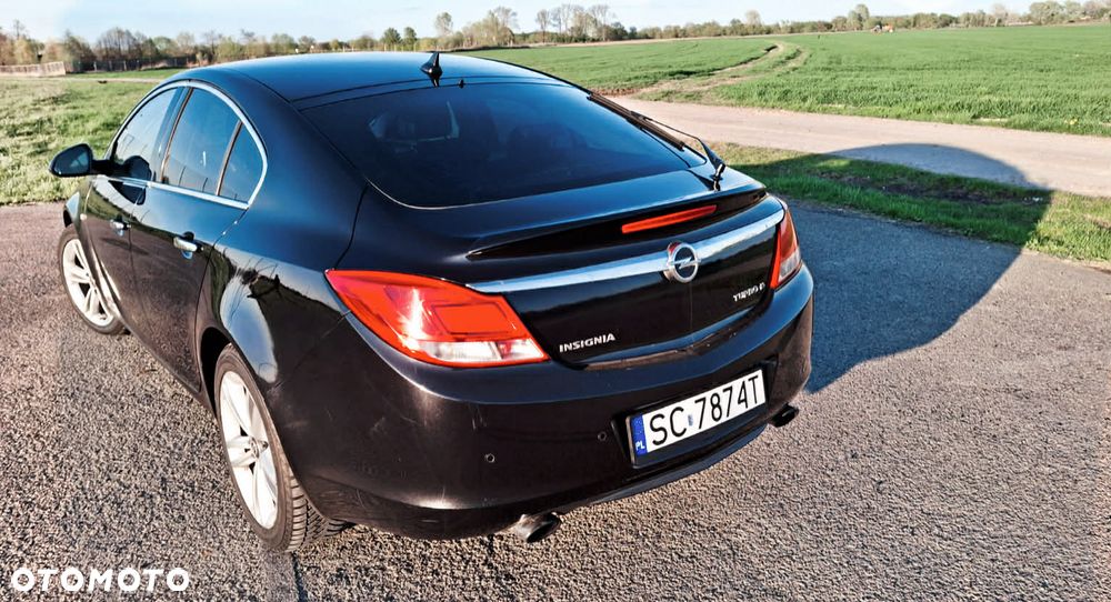 Opel Insignia 2.0 T Cosmo 4x4 - 5