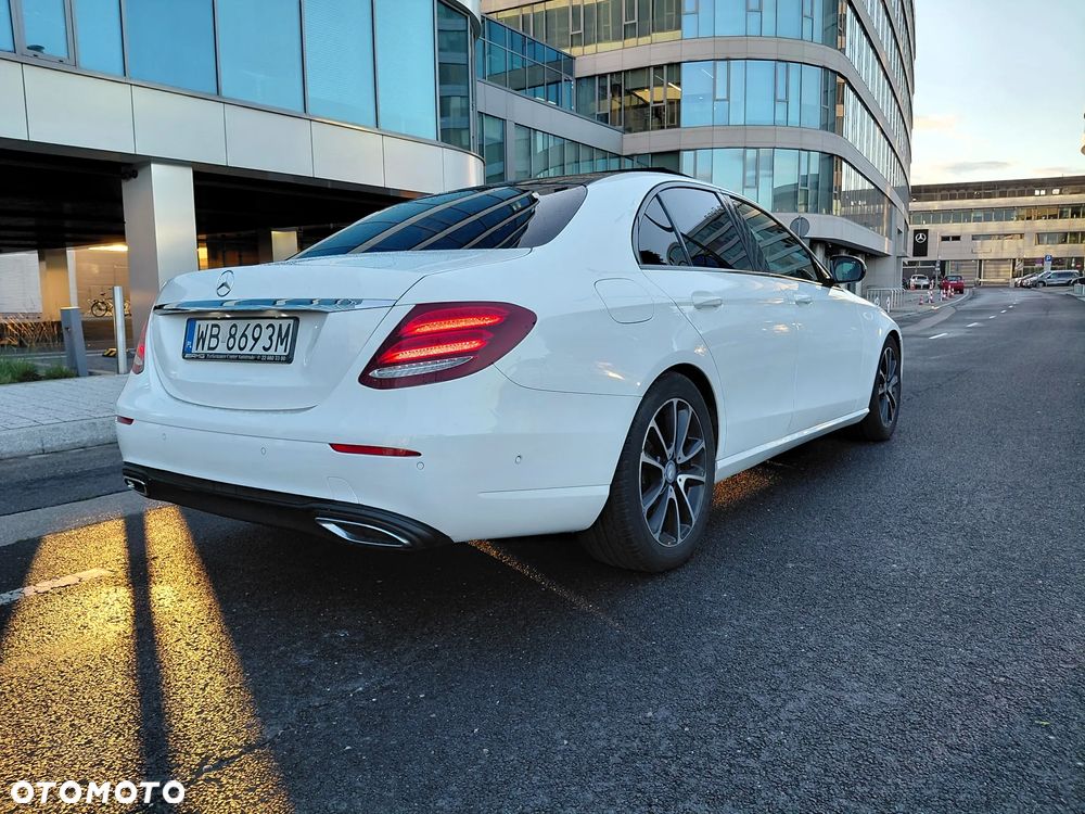 Mercedes-Benz Klasa E 220 d 9G-TRONIC - 16