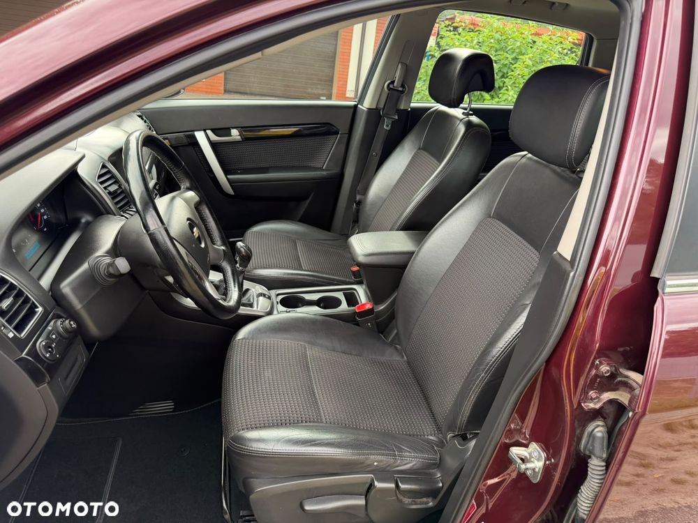 Chevrolet Captiva - 22