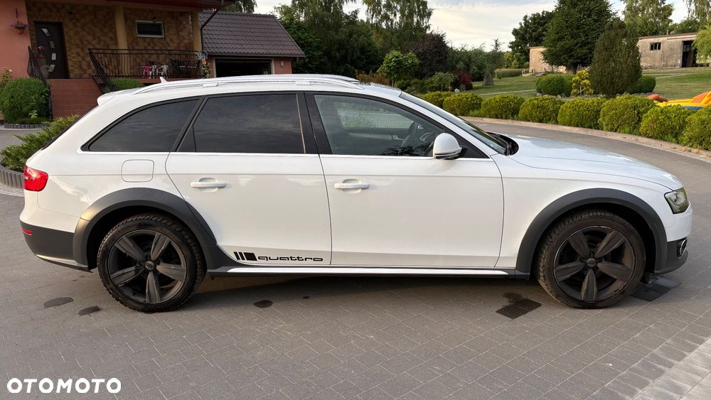 Audi A4 Allroad 2.0 TDI DPF S tronic - 9
