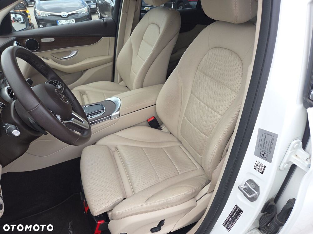 Mercedes-Benz GLC - 20