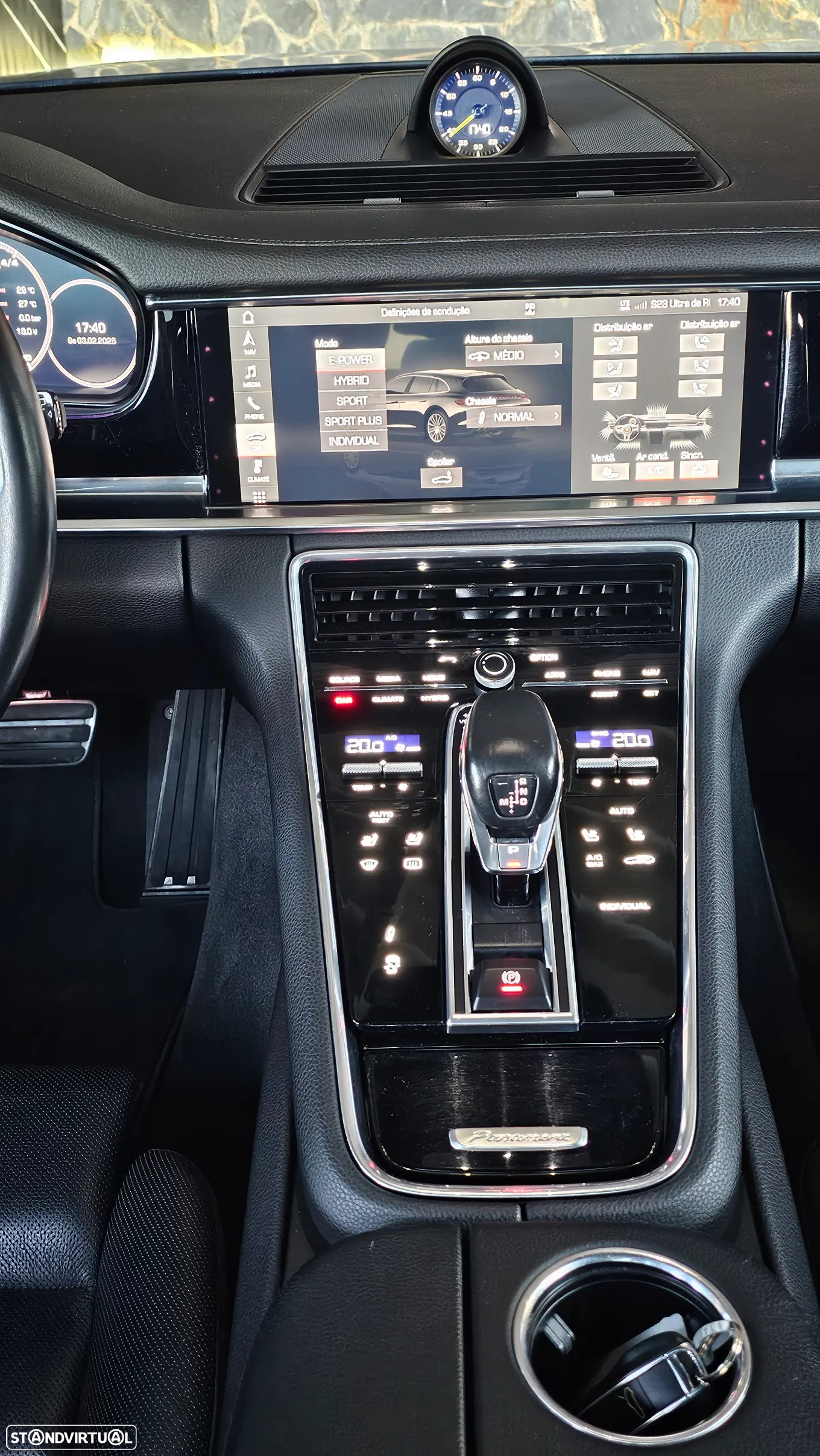 Porsche Panamera Sport Turismo 4 E-Hybrid Platinum Edition - 32