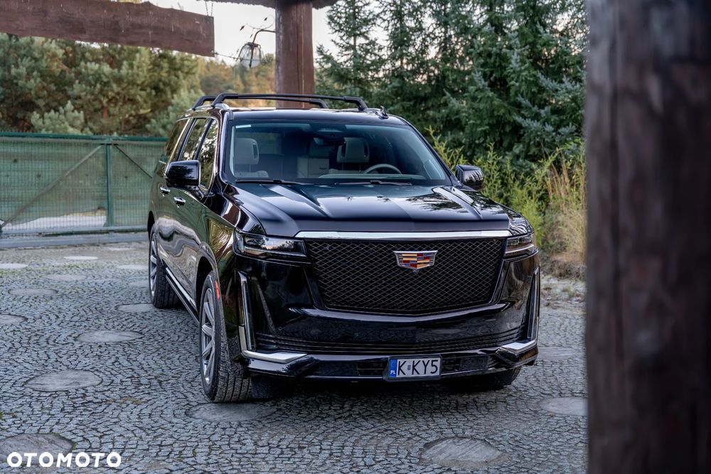 Cadillac Escalade - 6