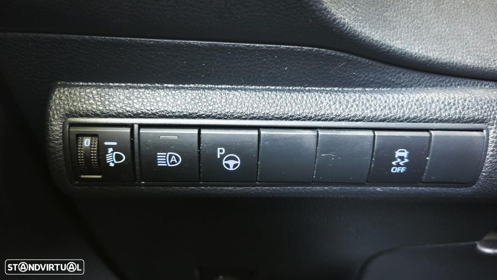 Toyota Corolla 1.8 Hybrid Comfort+P.Sport - 16