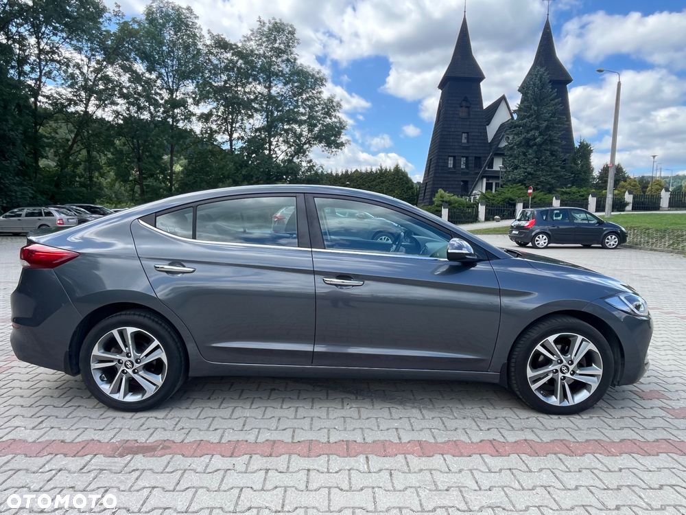Hyundai Elantra 1.6 Style - 4