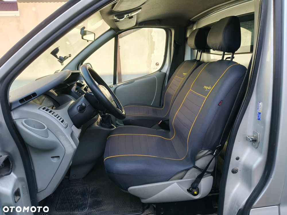 Renault Trafic - 8
