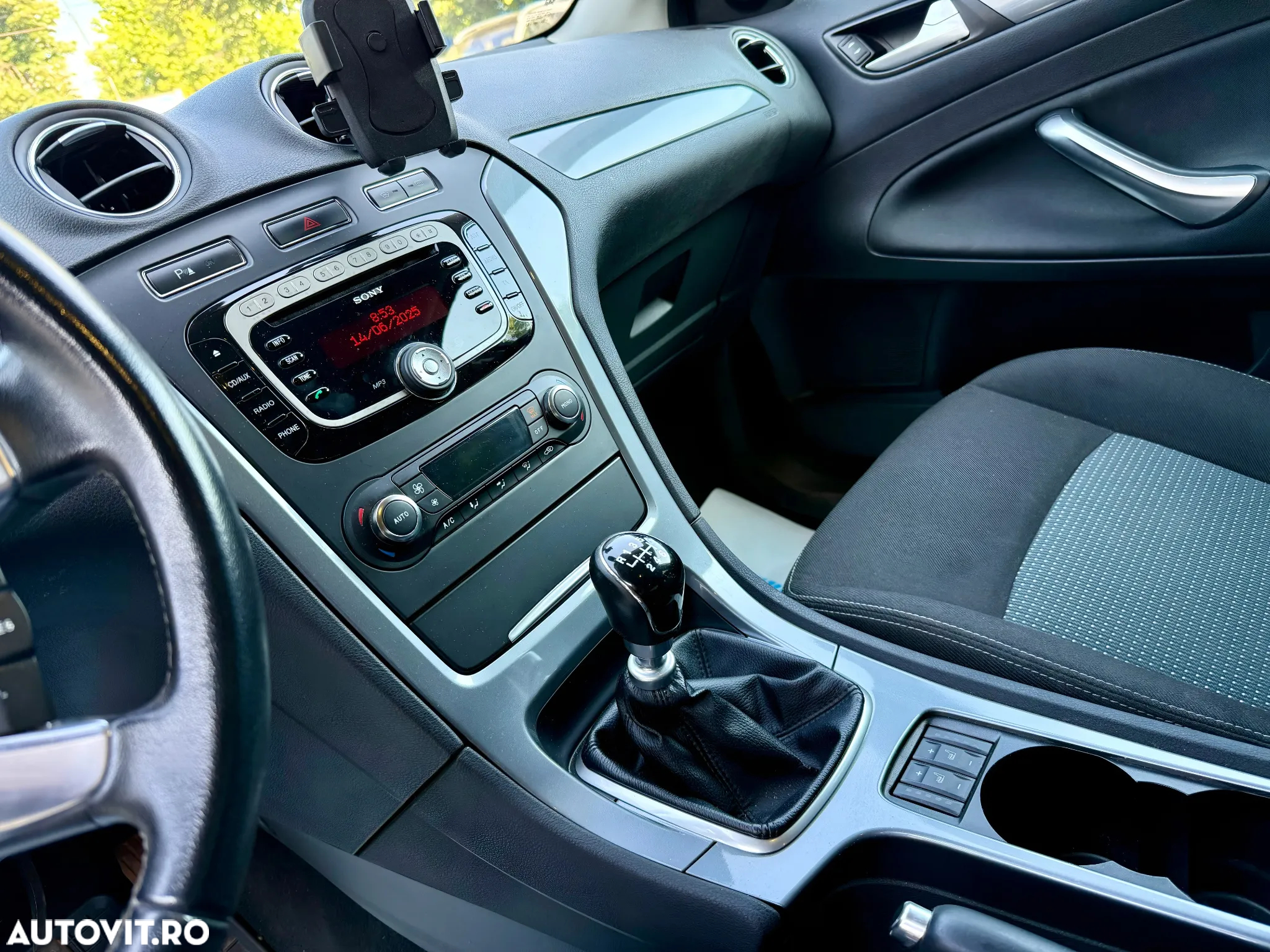 Ford Mondeo 2.0 TDCi Business Class - 4
