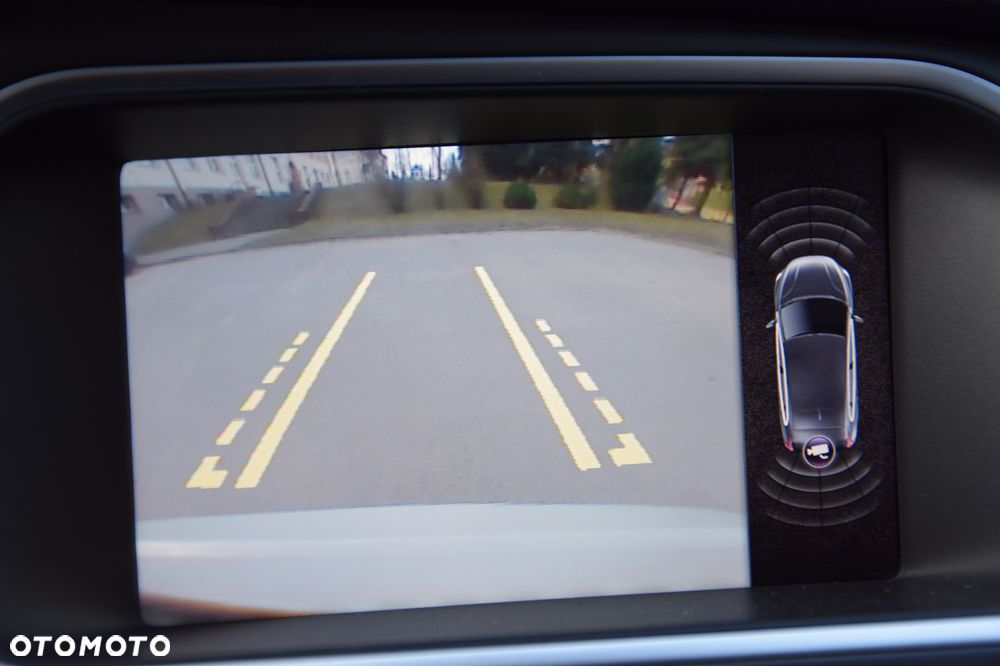 Volvo V40 D3 Geartronic Summum - 21