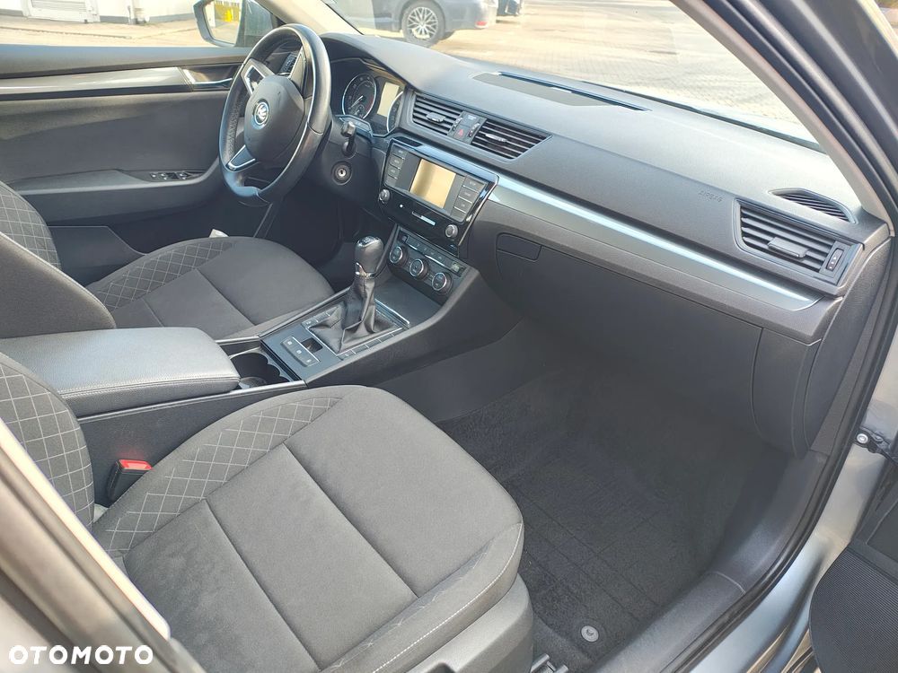 Skoda Superb 1.4 TSI ACT Active - 9