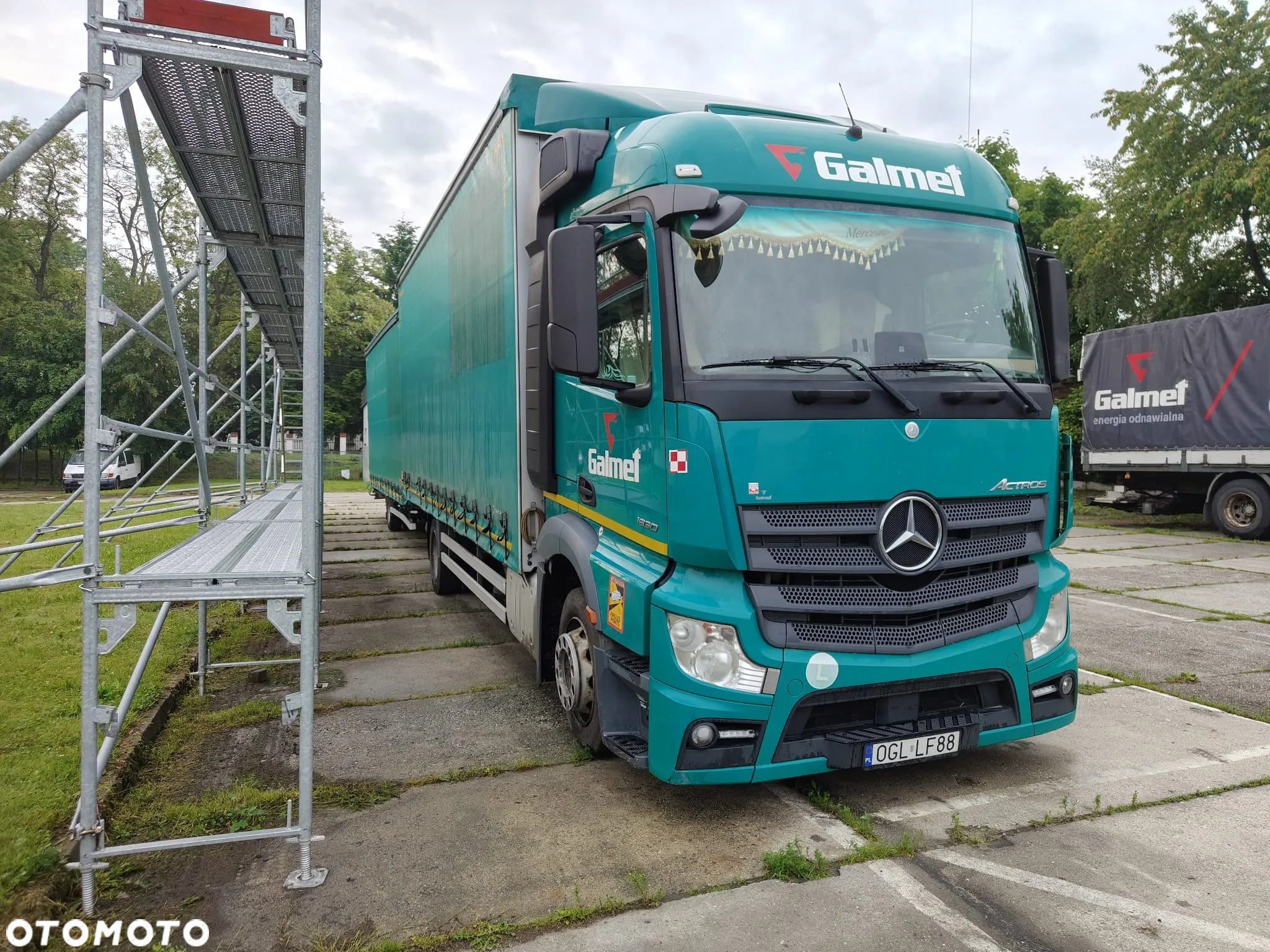 Mercedes-Benz ACTROS - 3