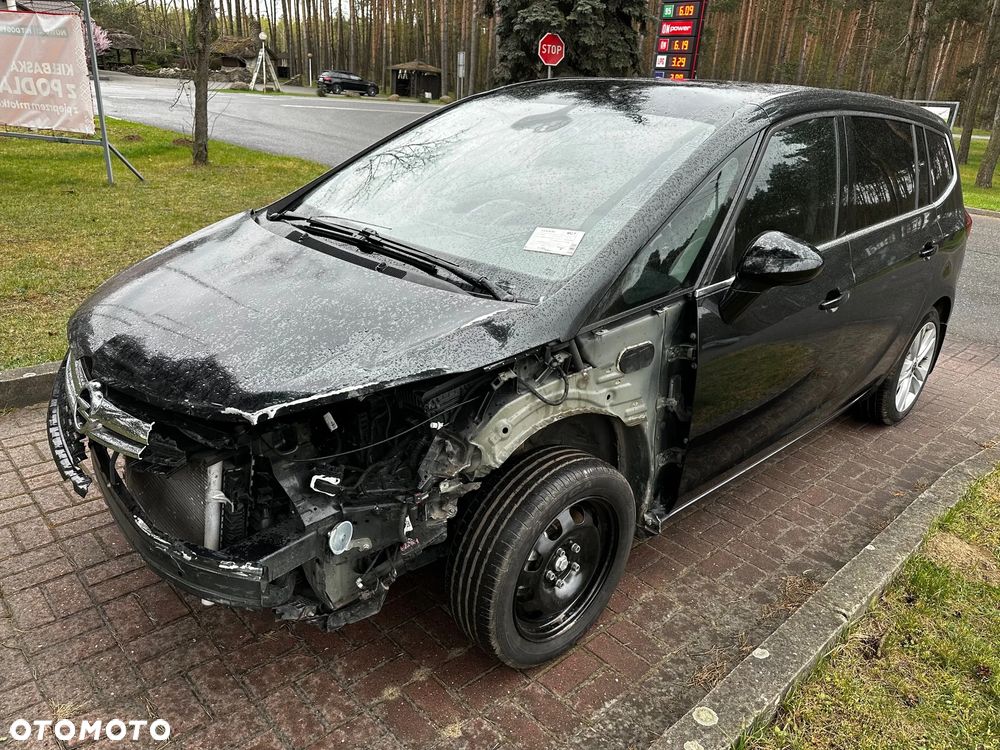 Opel Zafira - 1