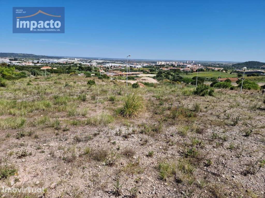 Lote de Terreno com 275 m2, na Urbanização das Fontainhas, Fase II,... - Grande imagem: 4/5