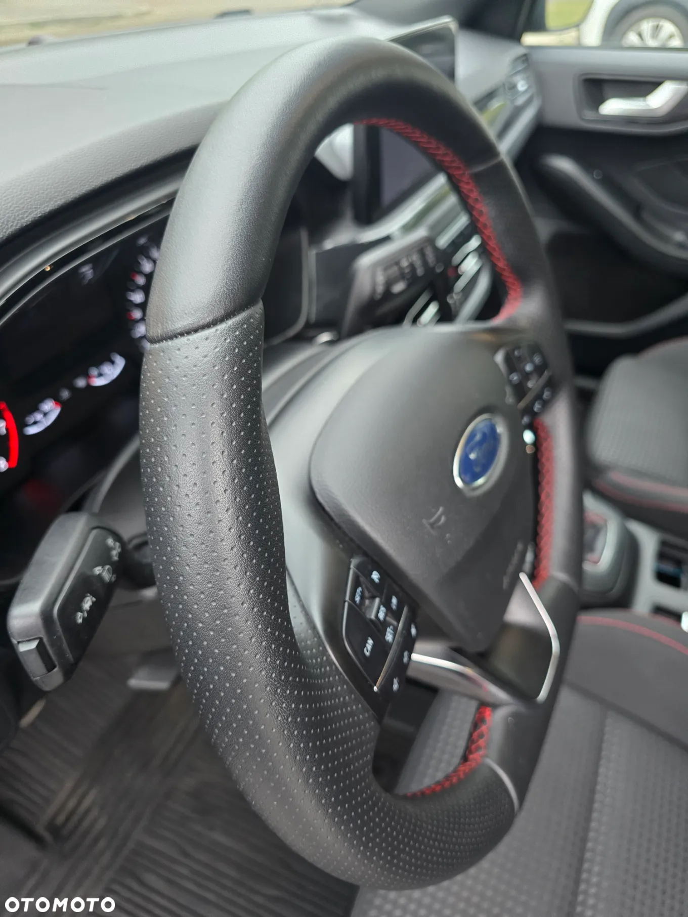 Ford Focus 1.0 EcoBoost ST-Line - 20