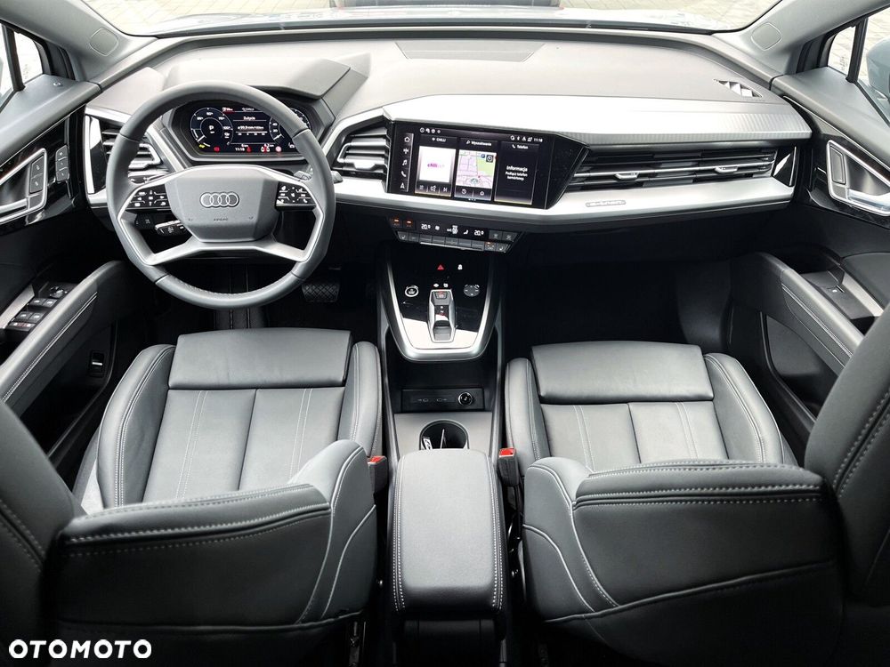 Audi Q4 e-tron - 5