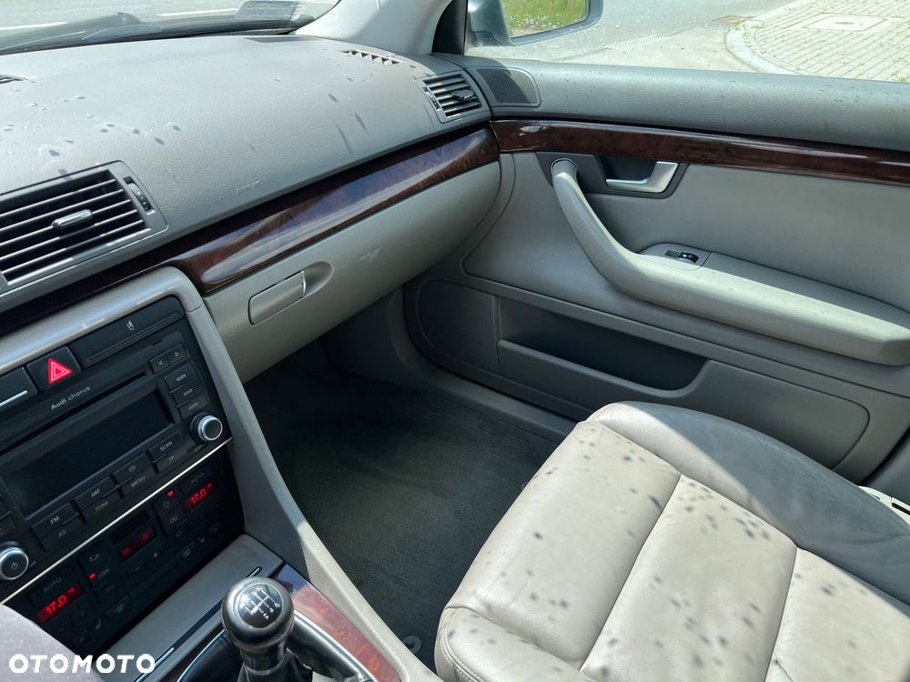 Audi A4 Avant 2.0 TDI - 17