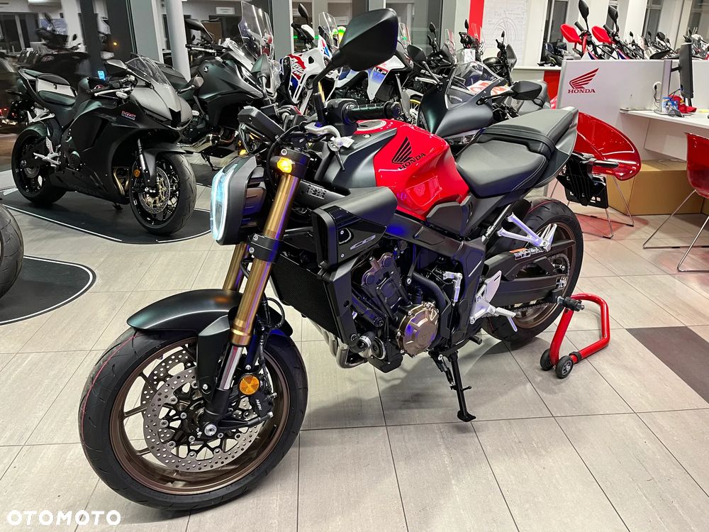 Honda CB - 17