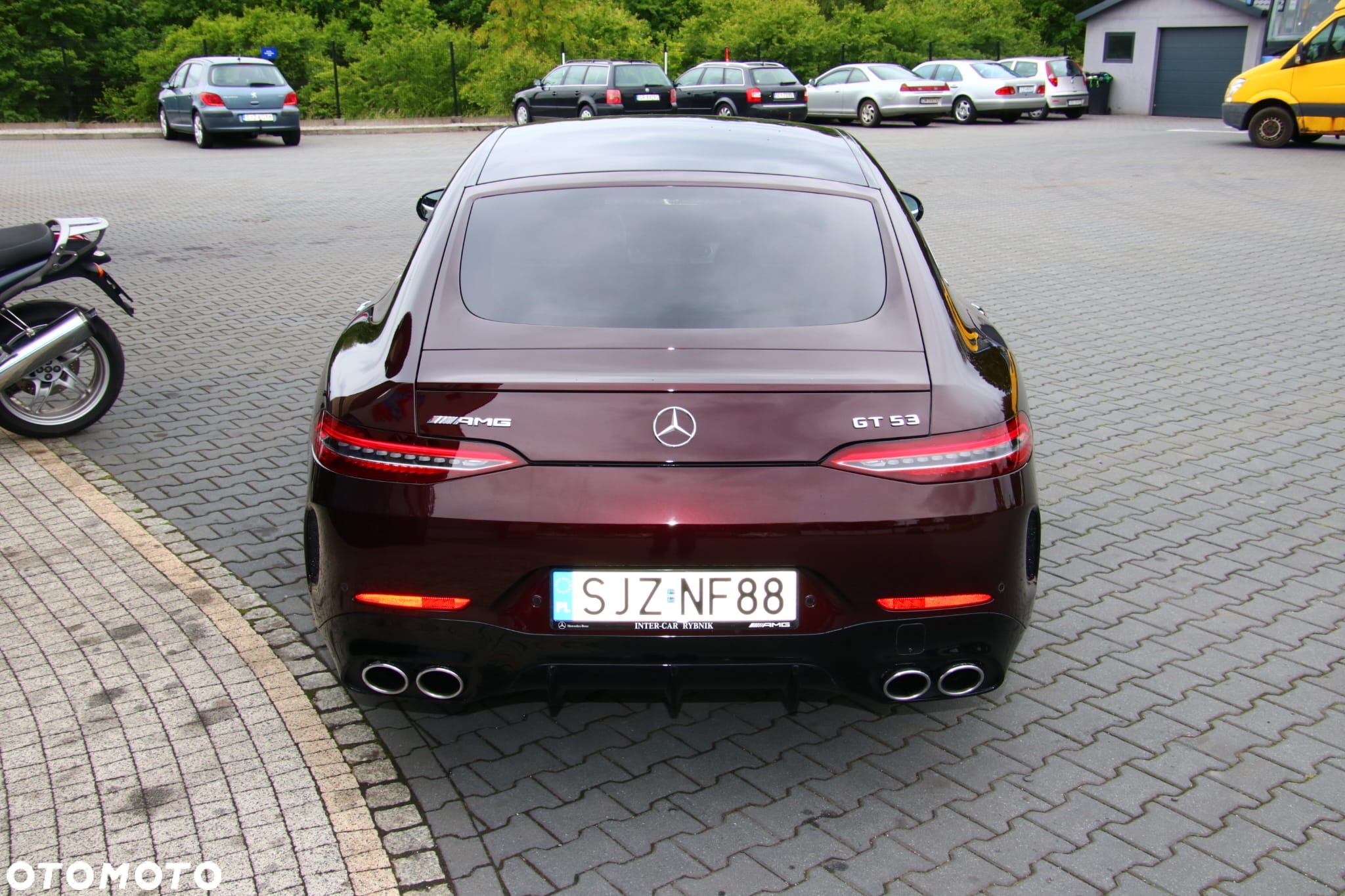 Mercedes-Benz AMG GT 53 4-Matic+ - 9