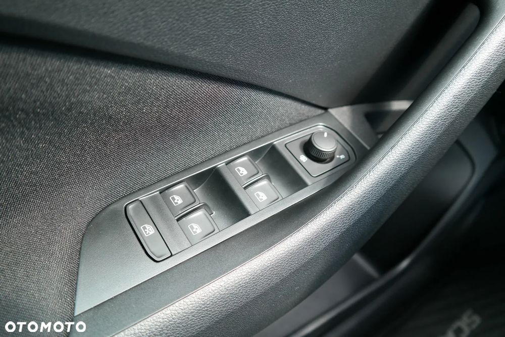 Skoda Scala 1.0 TSI Selection DSG - 21
