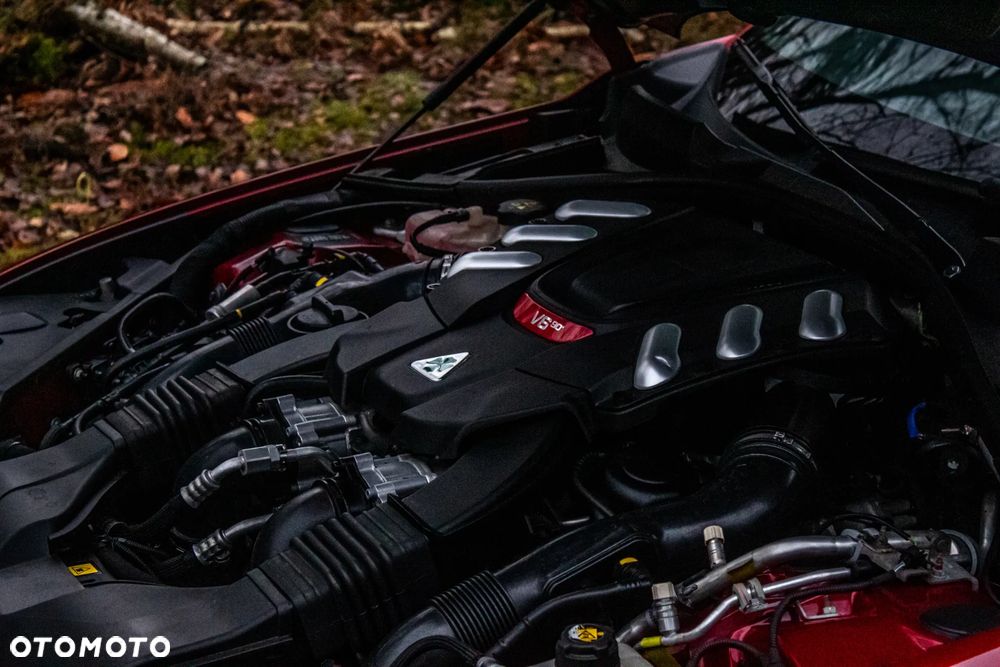 Alfa Romeo Giulia 2.9 V6 Bi-Turbo AT8 Quadrifoglio - 15