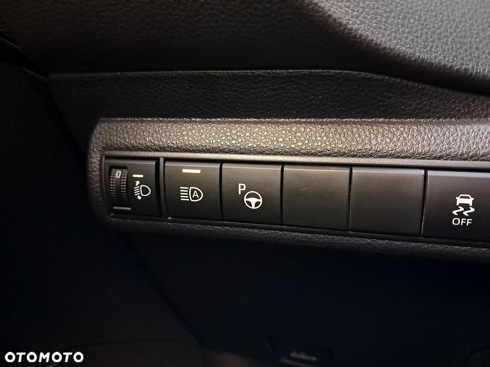 Toyota Corolla - 16