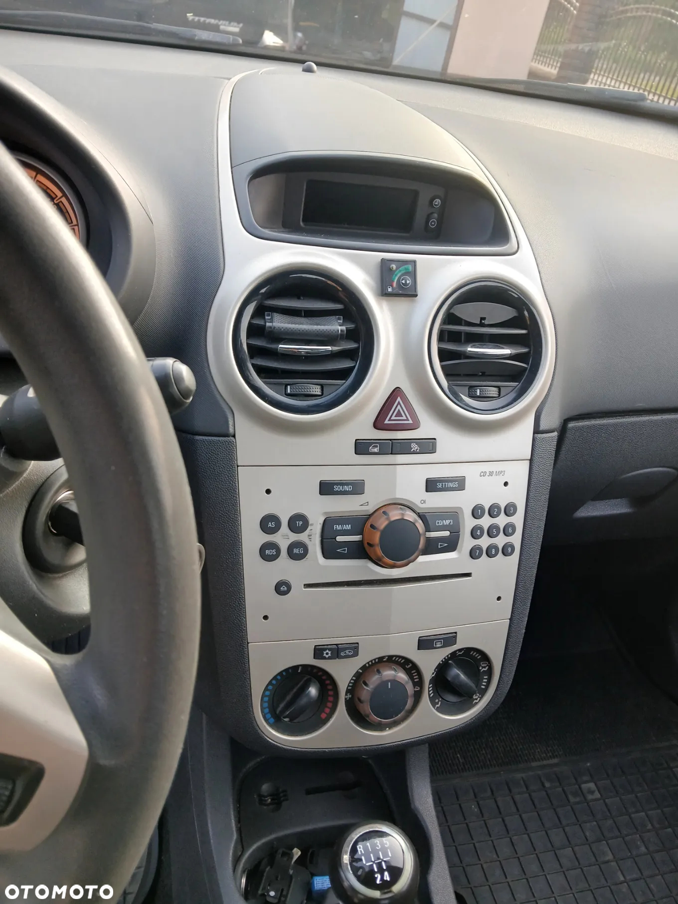 Opel Corsa 1.4 16V Catch me - 10