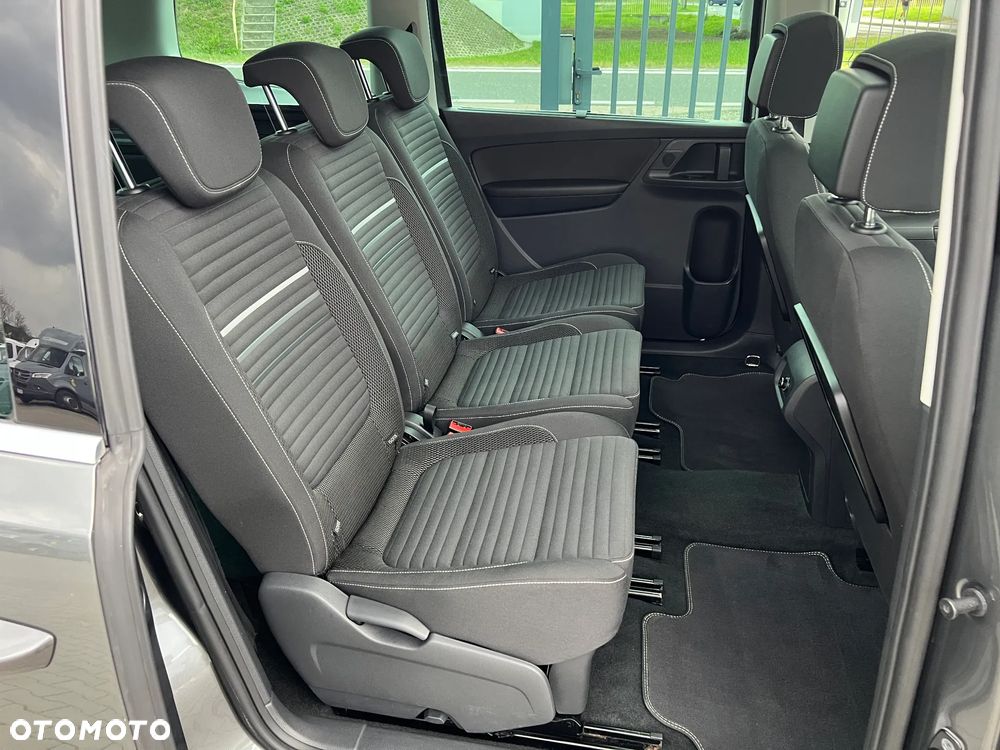 Volkswagen Sharan - 8