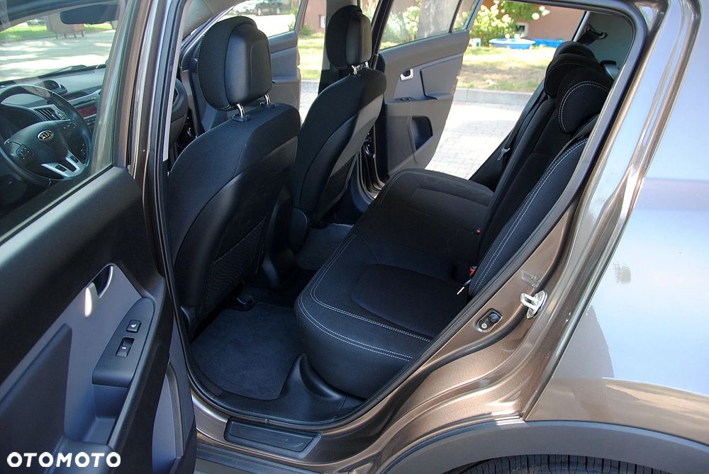 Kia Sportage 2.0 CVVT 2WD Automatik Vision - 9