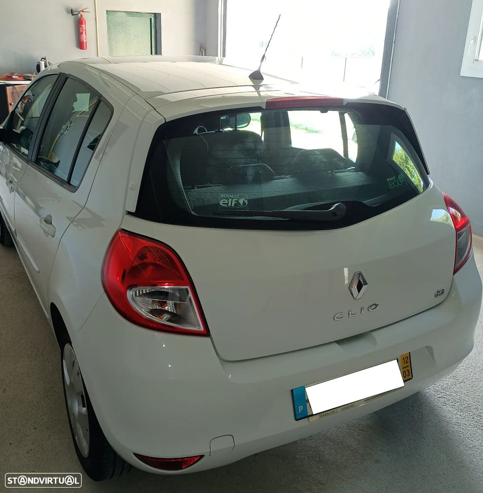 Renault Clio 1.5 dCi Confort 89g - 5