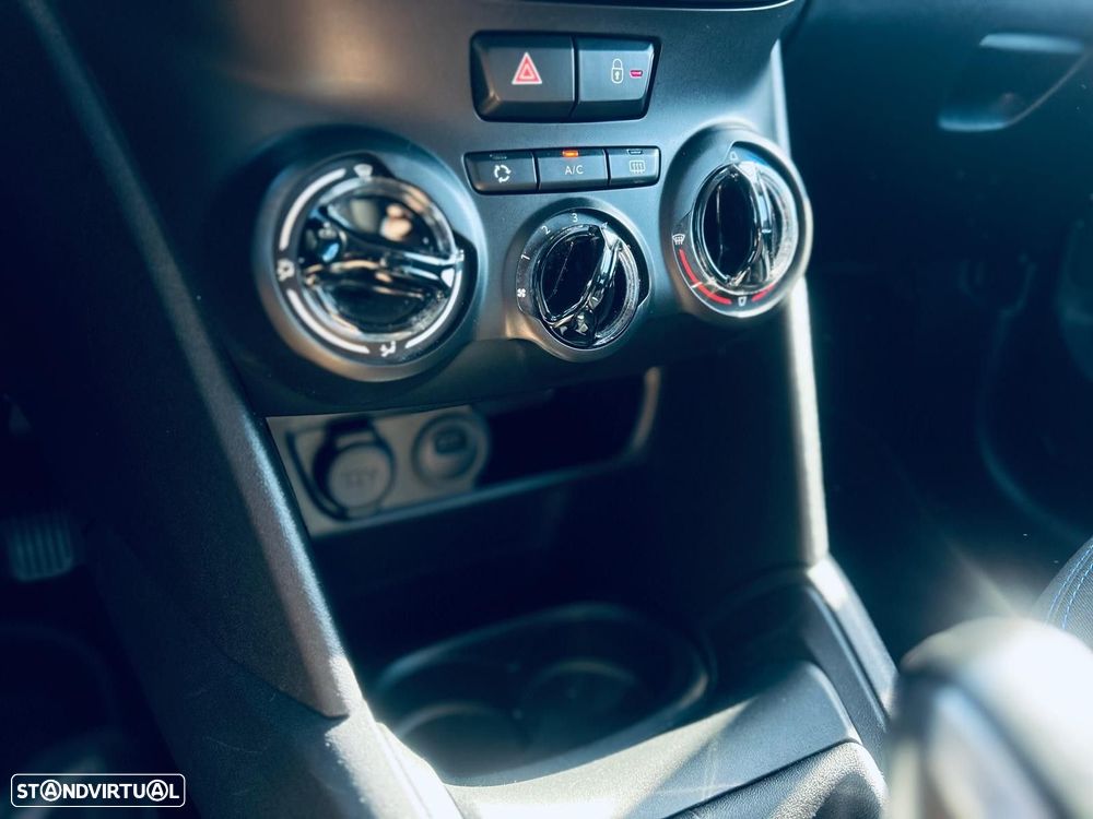 Peugeot 208 1.2 PureTech Active - 29