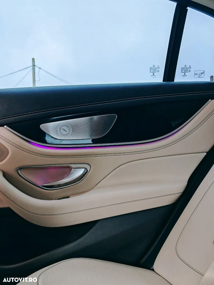 Mercedes-Benz CLS 350 d 4MATIC Aut - 28