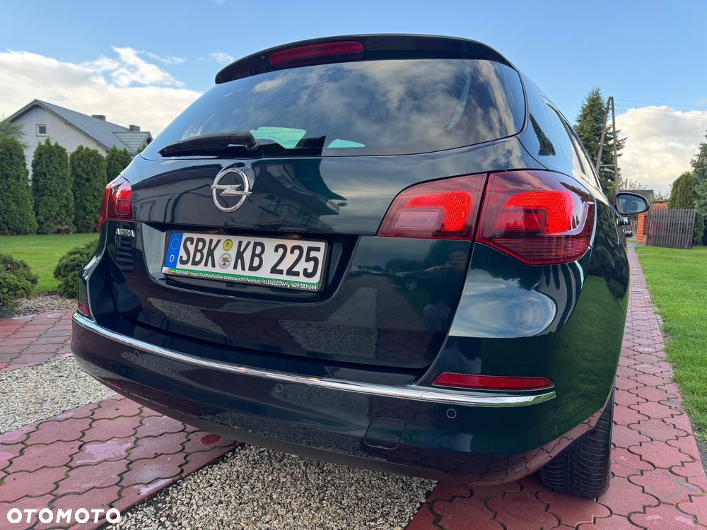 Opel Astra 1.4 T Cosmo - 11