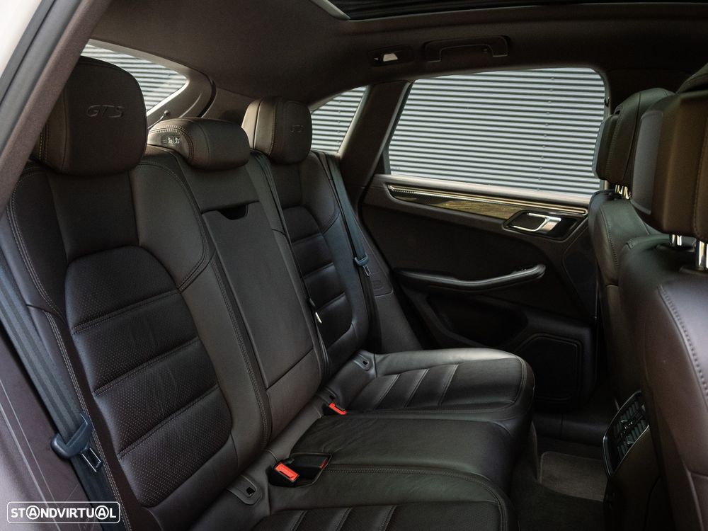 Porsche Macan GTS - 25